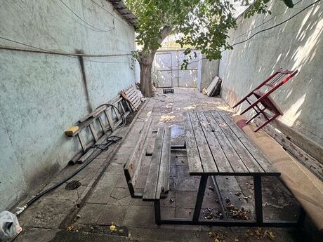 3 otaqlı həyət evi/bağ evi - Keşlə q. - 95 m²