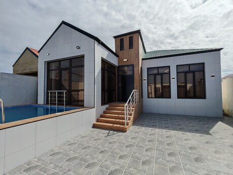 5 otaqlı həyət evi/bağ evi - Buzovna q. - 140 m²