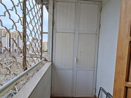 2 otaqlı köhnə tikili - 28 May m. - 65 m²