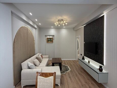 Elan №5974804 - Bakı, Azadlıq Prospekti m., 2 otaqlı, 68 m², 12/16 mərtəbə