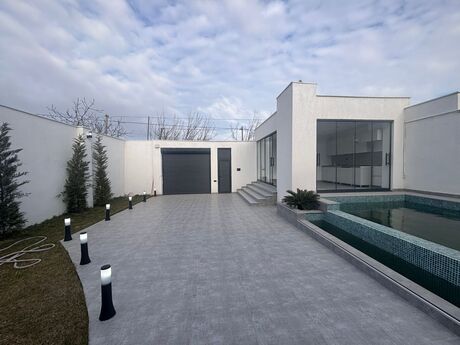 4 otaqlı həyət evi/bağ evi - Mərdəkan q. - 160 m²