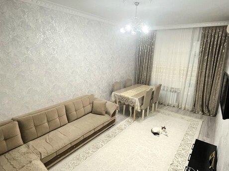 2 otaqlı köhnə tikili - Köhnə Günəşli q. - 88 m²