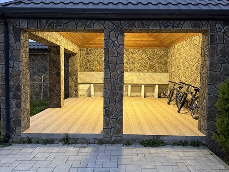 5 otaqlı həyət evi/bağ evi - Şüvəlan q. - 340 m²