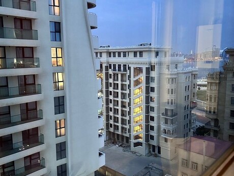 3 otaqlı yeni tikili - Bayıl q. - 118 m²