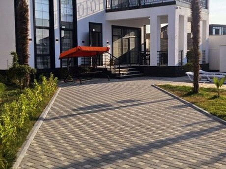 Satılır 4 otaqlı həyət evi/bağ evi 240 m², Mərdəkan q.