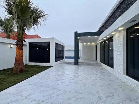 4 otaqlı həyət evi/bağ evi - Şüvəlan q. - 150 m²