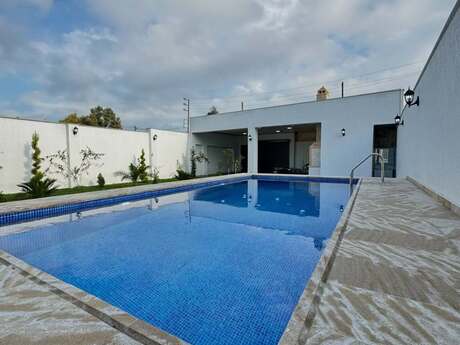 House with Garden, Villa For Sale