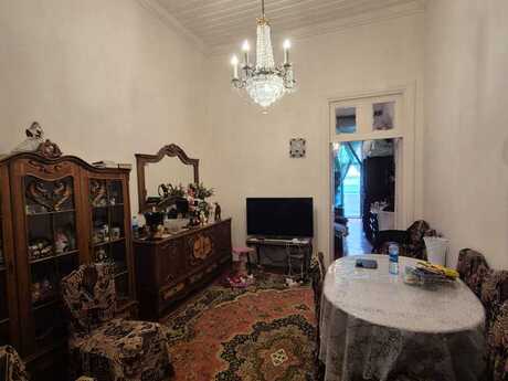 3 otaqlı köhnə tikili - Nizami m. - 80 m²