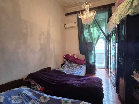 3 otaqlı köhnə tikili - Nizami m. - 80 m²