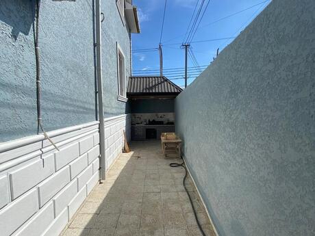 4 otaqlı həyət evi/bağ evi - Binəqədi q. - 200 m²