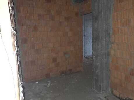 2-комн. новостройка - м. Насими - 105 м²