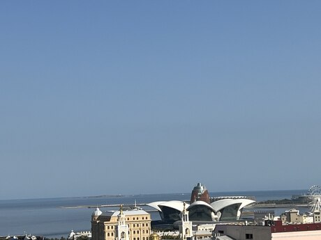 Объявление №5975312 - Баку, м. Ичеришехер, 5-комн., 200 м², 9/10 этаж