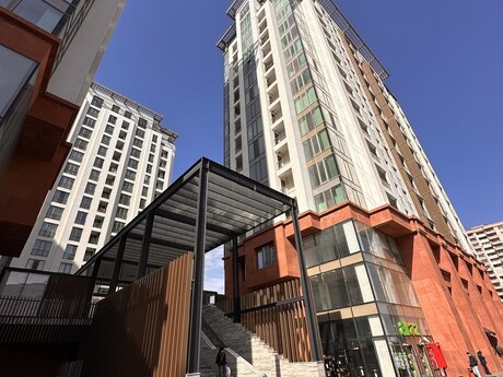 4 otaqlı yeni tikili - Elmlər Akademiyası m. - 180 m²