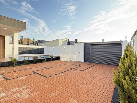 4 otaqlı həyət evi/bağ evi - Mərdəkan q. - 160 m²