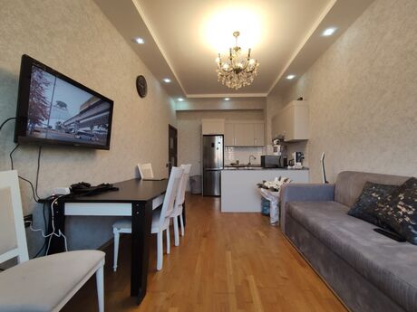 Elan №5975462 - Bakı, Qara Qarayev m., 2 otaqlı, 60 m², 12/20 mərtəbə
