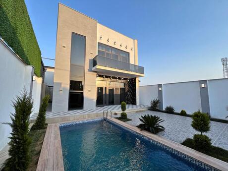 3 otaqlı həyət evi/bağ evi - Şüvəlan q. - 270 m²