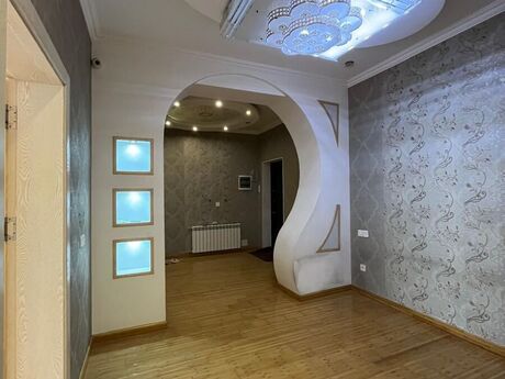 3 otaqlı yeni tikili - 8 Noyabr m. - 135 m²