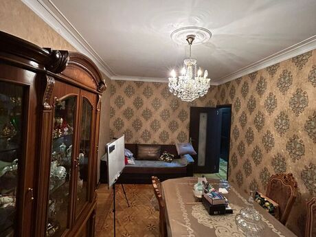 5-комн. вторичка - м. Ази Асланов - 115 м²