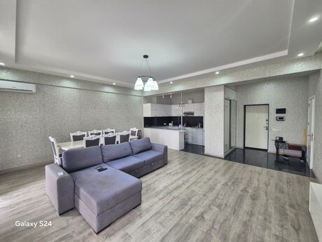 2-room apartment, 95 m², Boulevard Residence: 300 000 ₼ 5