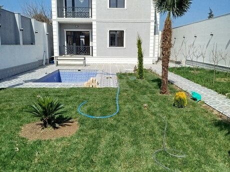 5 otaqlı həyət evi/bağ evi - Novxanı q. - 190 m²