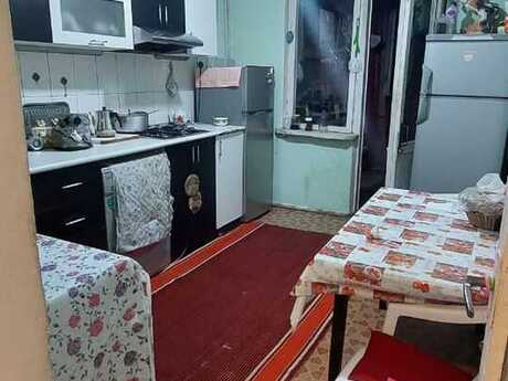 5 otaqlı köhnə tikili - Mərdəkan q. - 97 m²