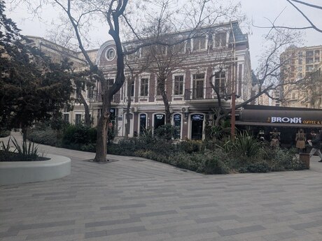 2 otaqlı köhnə tikili - Sahil m. - 70 m²