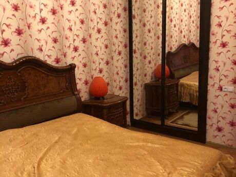 2 otaqlı köhnə tikili - Nəsimi r. - 65 m²