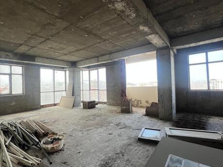 8 otaqlı mənzil, 350 m², Nərimanov: 520 000 ₼ 3