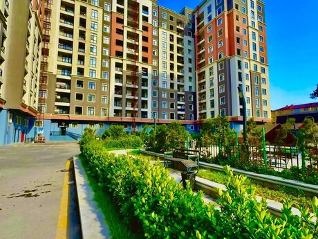 Satılır 2 otaqlı yeni tikili 83 m², Qara Qarayev m.