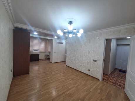 3 otaqlı köhnə tikili - Elmlər Akademiyası m. - 70 m²