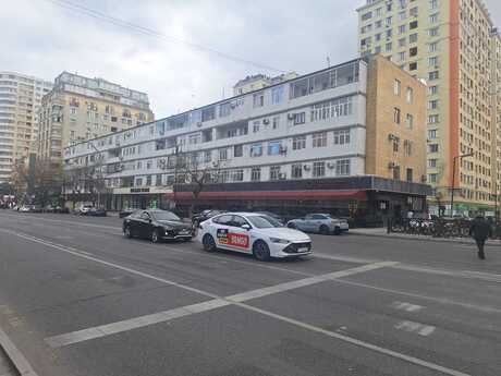 Объявление №5976573 - Баку, м. Элмляр Академиясы, 3-комн., 70 м², 2/6 этаж