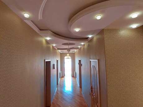 House with Garden, Villa For Sale