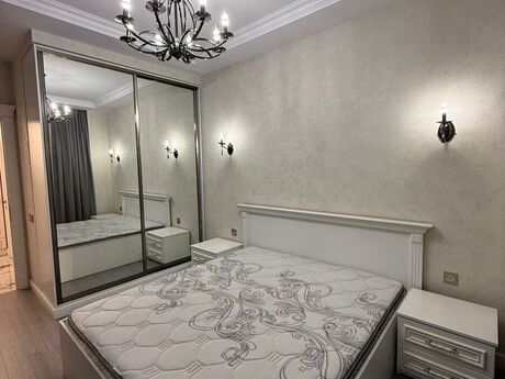 2 otaqlı yeni tikili - 8 Noyabr m. - 65 m²