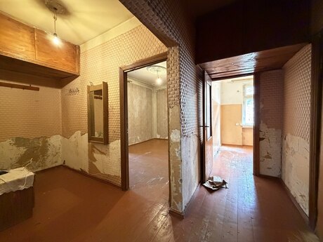 2 otaqlı köhnə tikili - Bakıxanov q. - 65 m²