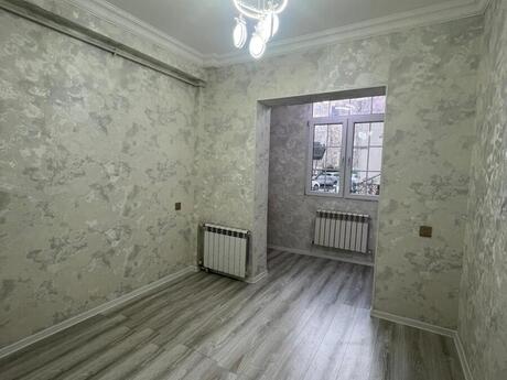2 otaqlı köhnə tikili - İnşaatçılar m. - 45 m²