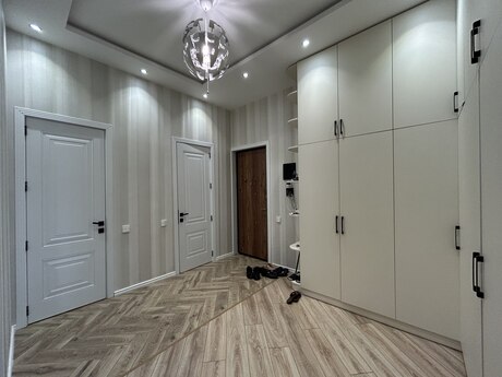 3 otaqlı yeni tikili - 28 May m. - 120 m²