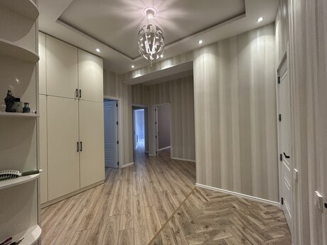 3 otaqlı yeni tikili - 28 May m. - 120 m²