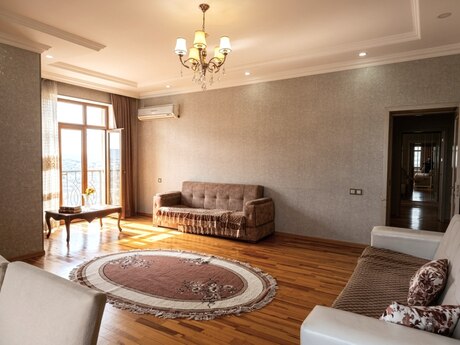 3 otaqlı yeni tikili - 20 Yanvar m. - 125 m²