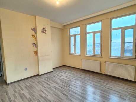 3 otaqlı ofis - Elmlər Akademiyası m. - 140 m²