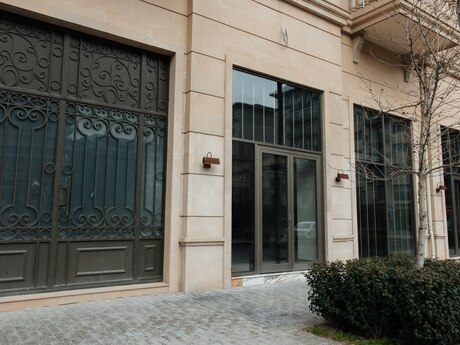 Elan №5976963 - Bakı, Ağ şəhər q., 213 m²