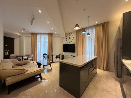 Elan №5976972 - Bakı, Ağ şəhər q., 3 otaqlı, 100 m², 3/7 mərtəbə