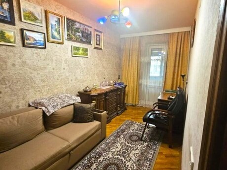 3 otaqlı köhnə tikili - Gənclik m. - 90 m²