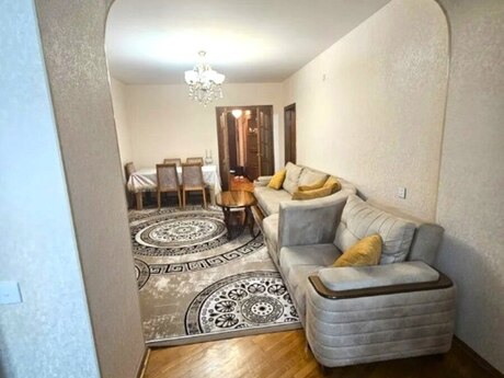3 otaqlı köhnə tikili - Gənclik m. - 90 m²