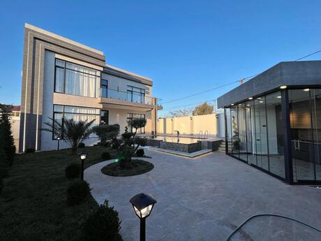 5 otaqlı həyət evi/bağ evi - Şüvəlan q. - 220 m²