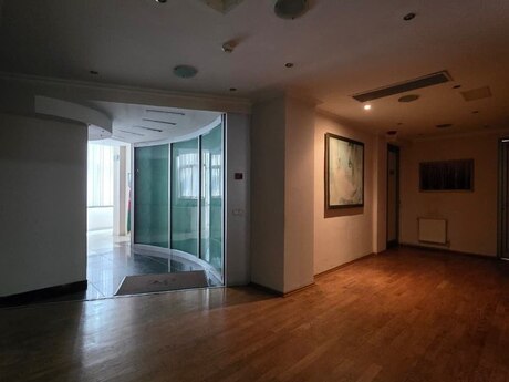 Объявление №5977041 - Баку, м. 28 мая, 670 м²