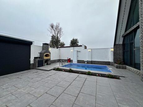 4 otaqlı həyət evi/bağ evi - Şüvəlan q. - 150 m²