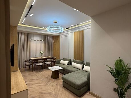 2-комн. новостройка - м. Нариман Нариманов - 83 м²
