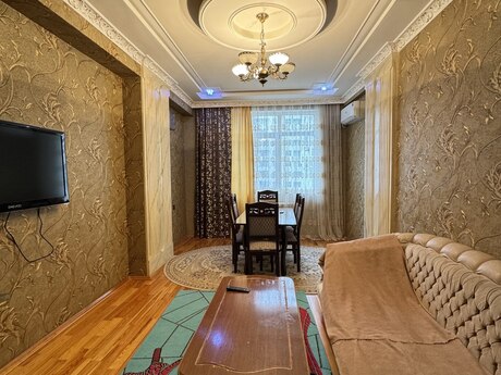 3-комн. новостройка - м. Ази Асланов - 82 м²