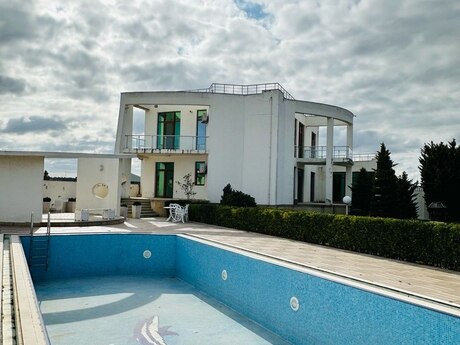 6-комн. дом/дача - пос. Бильгях - 500 м²