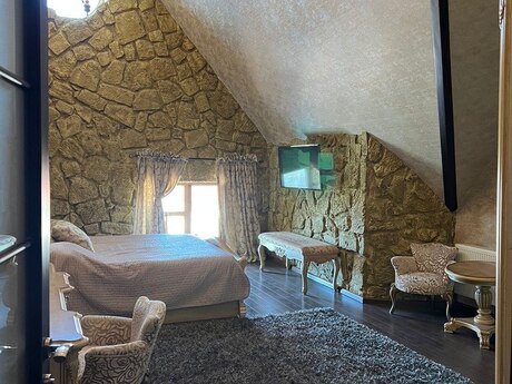 5 otaqlı həyət evi/bağ evi - Bilgəh q. - 300 m²